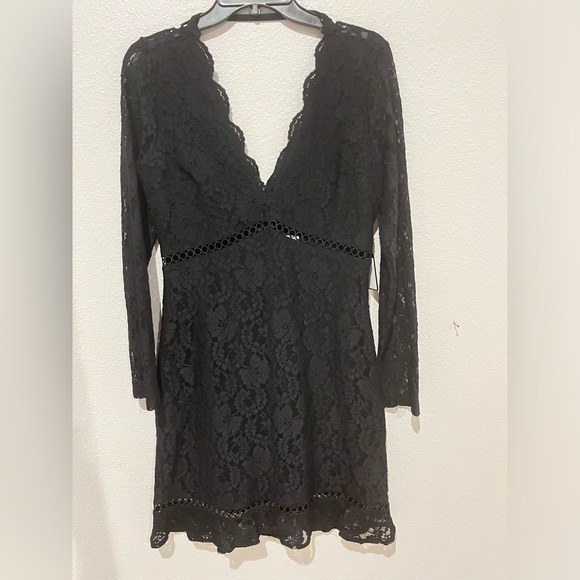 Cut Out Dresses - Picture 15 of 15